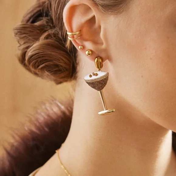 🔹️Baublebar 🔹 Party Fuel "This Is How We Brew It" Espresso Martini Earrings - Picture 4 of 7